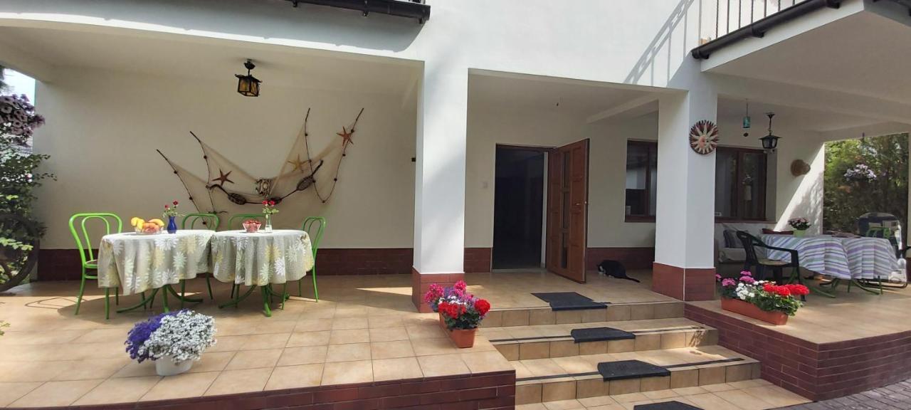 Akama Rewal Exterior foto